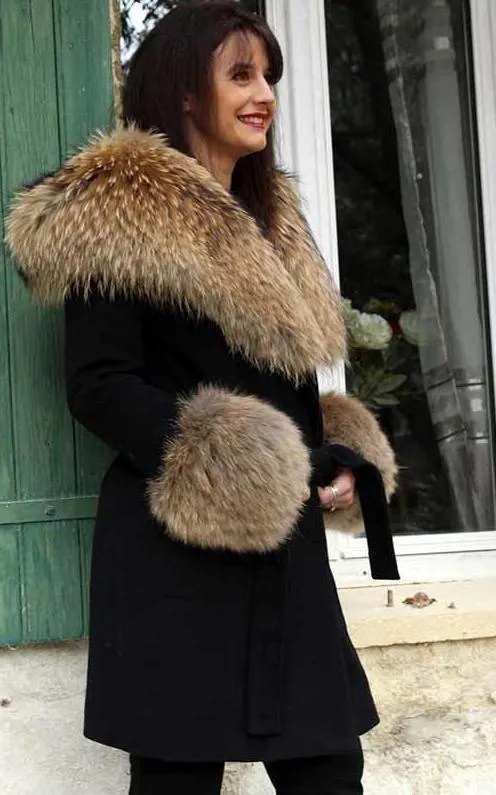Luxury Cashmere With Black Raccoon Fur Collar Long Coat
